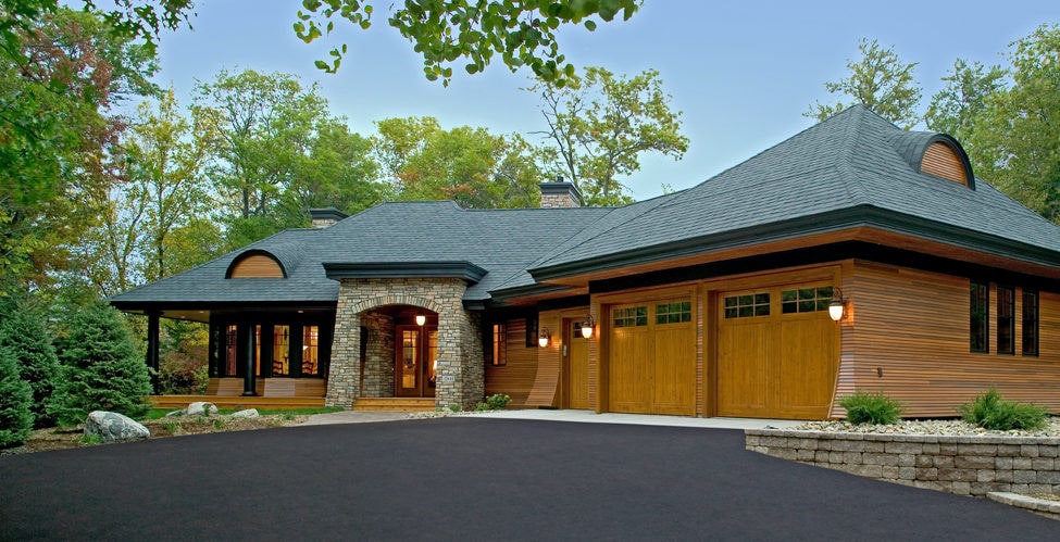 Crosslake #745 Front Entrance and Garage